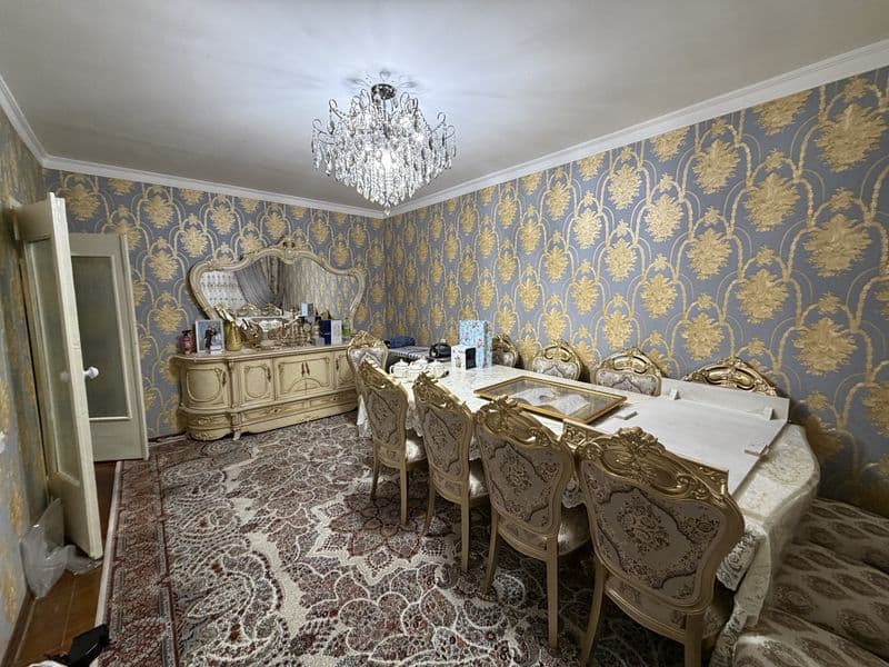 Срочна Аренда берилади <br />
77 Серия дом<br />
7 чи дом ло