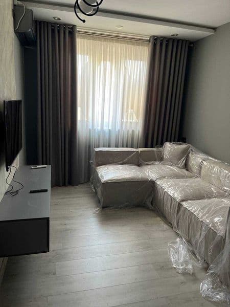 Квартира вторичка на Госпитальном 2/8/9<br />
Зал,спальня,не