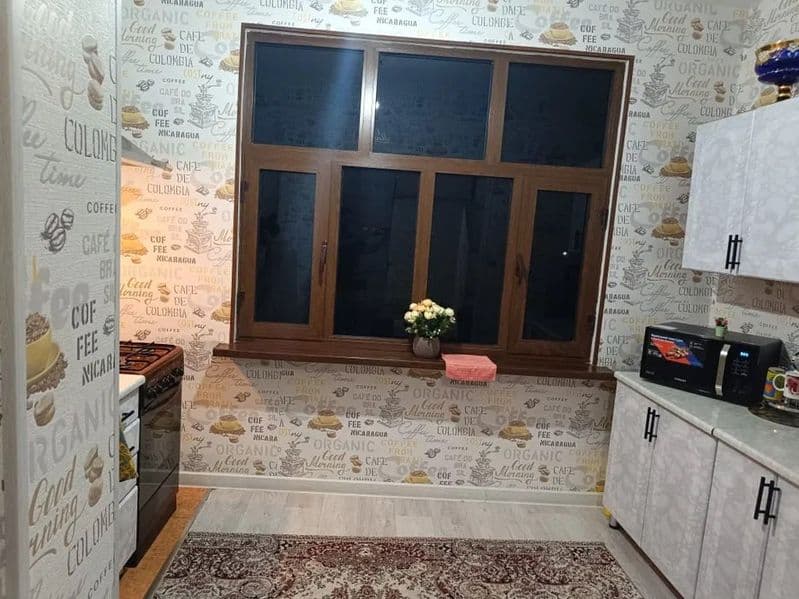 Здравствуйте сдаётся своя 5 комнатaя квартира на Сергели 6<b