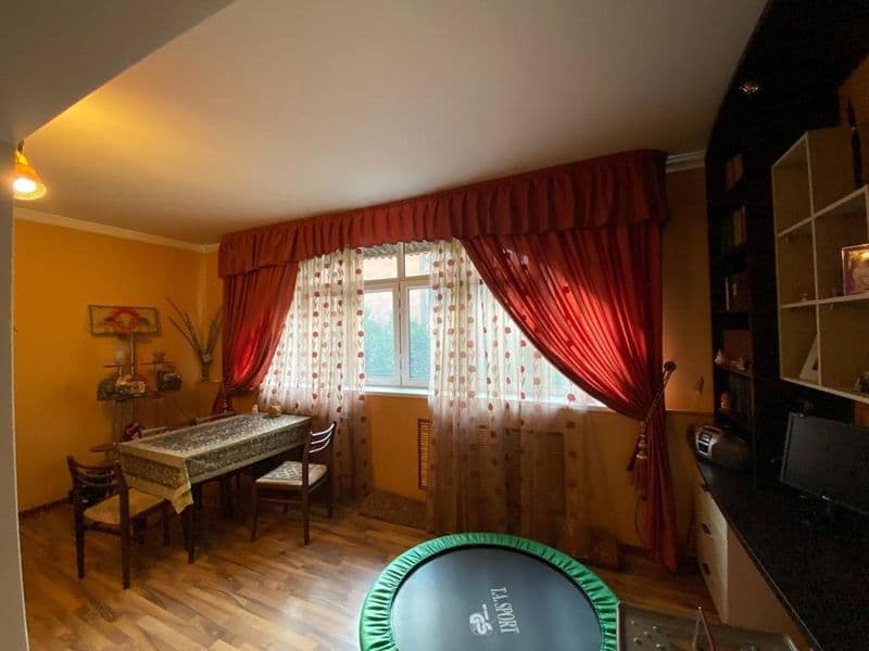 Сдается квартира чистая, уютная мебелированна. Рядом есть: Б — фото 3