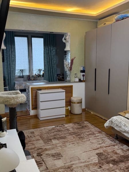 Нужна девушка без вредных привычек, будем жить вдвоём. Я дев