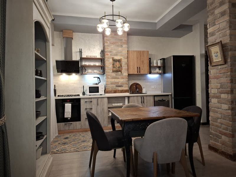 Сдаётся, в долгосрочную аренду, 2-х комнатная квартира. ЖК "