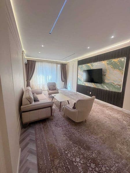 Сдается квартира для молодой семьи<br />
<br />
• Район: Алм