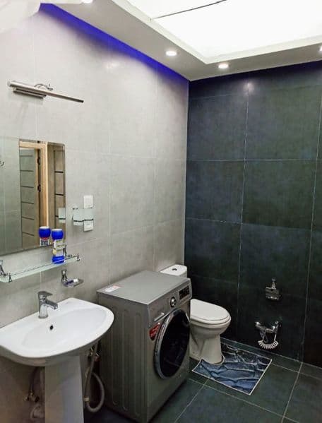 Квартира берилади навастройка дом улица иззат <br />
Яшнабад