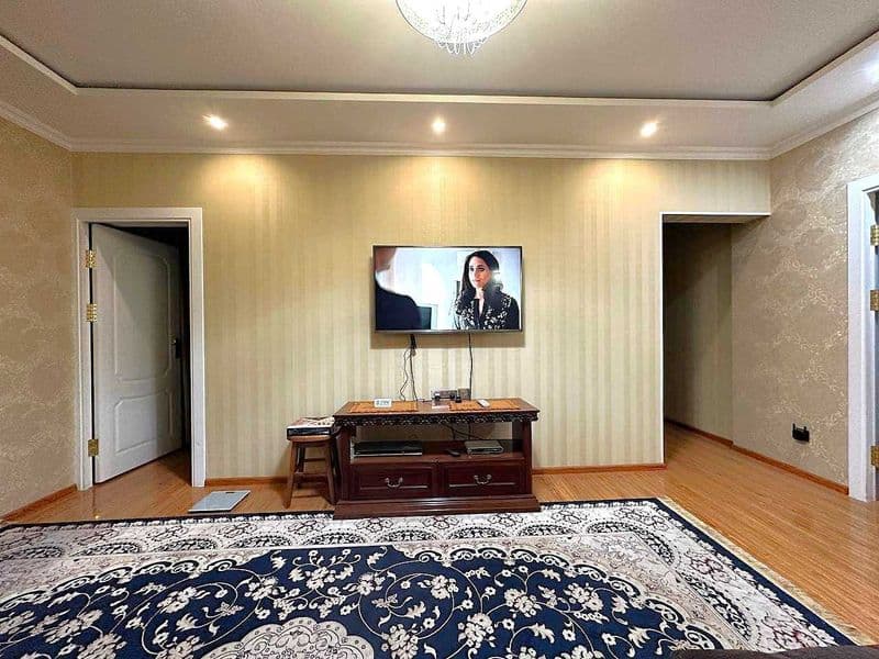 4/4/4 - 9.600.000 (800) <br />
<br />
Адрес: Ц5<br />
Ориент