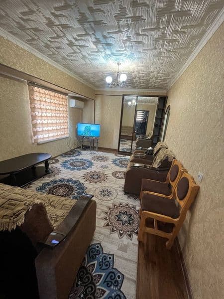 Сдаётся однокомнатная квартира переделан в двух комнатную в 