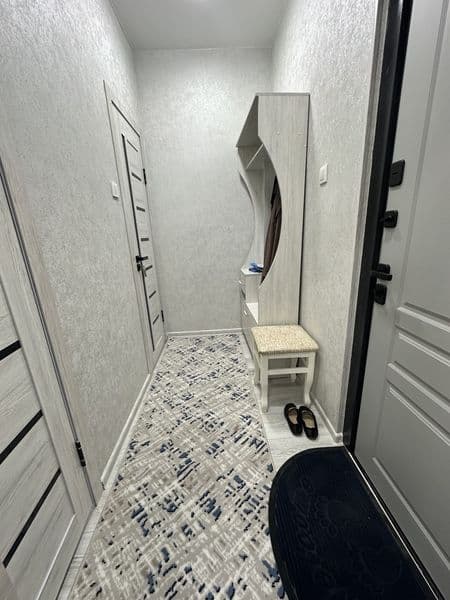 Сдаю свою квартиру чиланзар 19 квартал орентир(батальон) 1/2