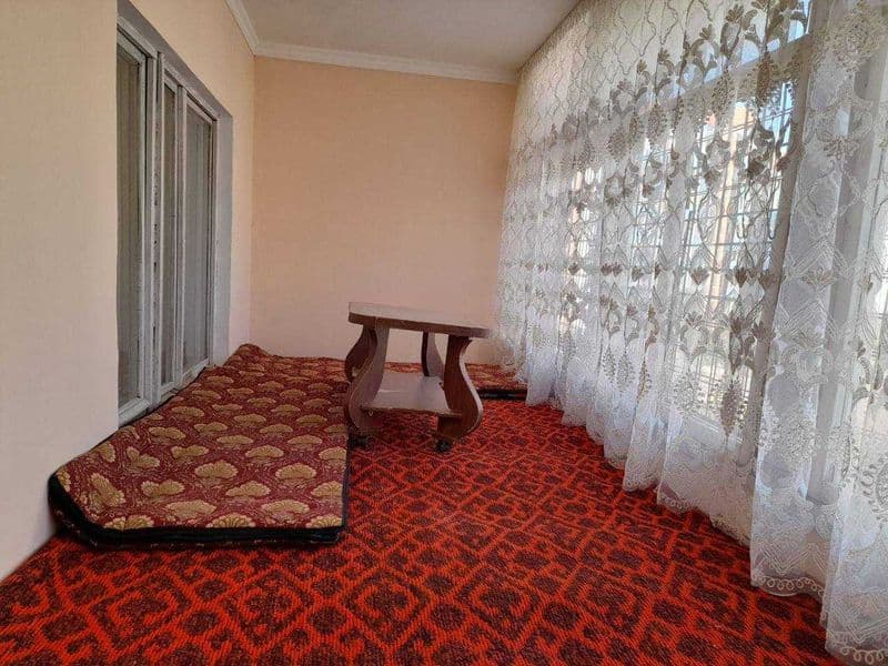 Сдаётся комната с хозяйкой  для девушек. Адрес: Юнусабадский