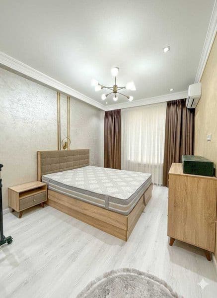 Сдается квартира для семейных<br />
<br />
• Район: Алмазар<