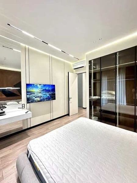 Район: Мирабадский<br />
Адрес: метро Айбек<br />
<br />
Ком — фото 3