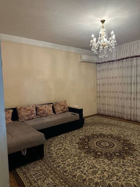 Срочно Сдаётся квартира паркентский базар 2-комната хорошо р