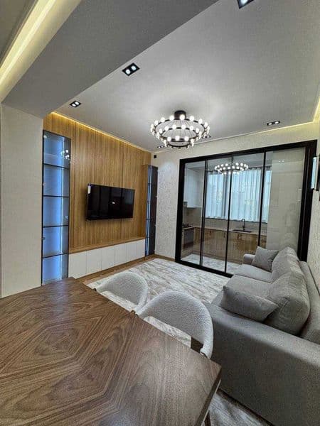 • Комнат: 2<br />
• Этаж: 4<br />
• Этажность: 12<br />
• Пл — фото 2