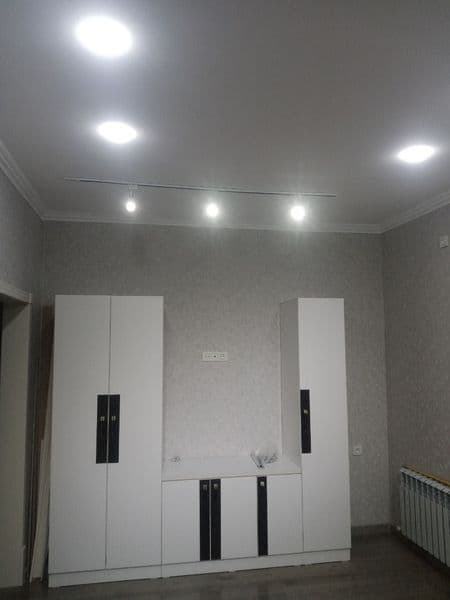 Здравствуйте. Метро Хамза. 35 кВ/м. 7 этаж, новостройка. Евр