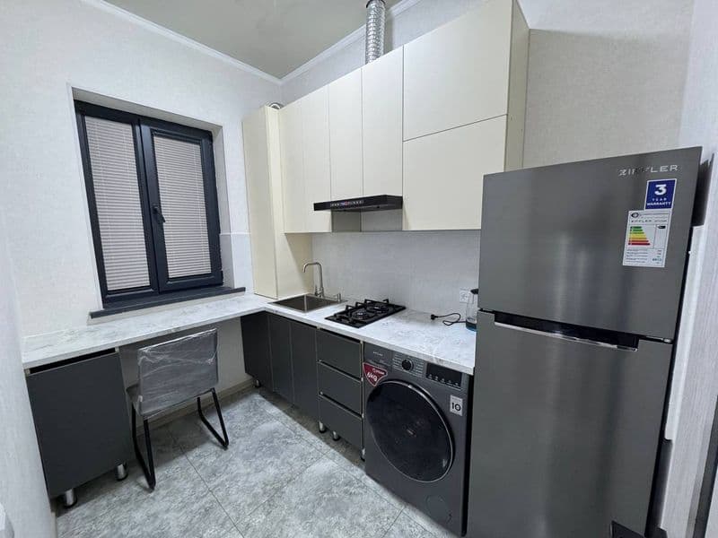 Мирзо Улугбек тумани Сайрам ку́часида арзон нархда квартира 