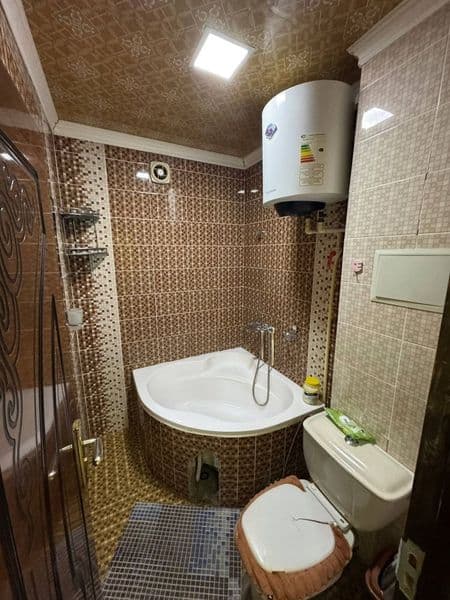 Chilonzor tumani, Jahon tillari universiteti<br />
<br />
Кв — фото 4