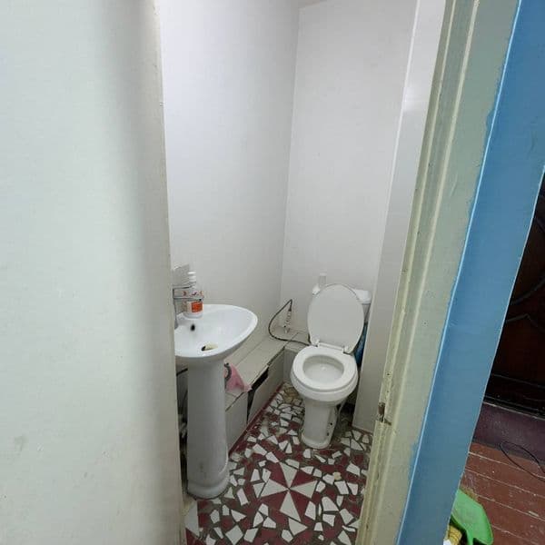 Юнусабад-4,, 5/3/9 пустая квартира, семейным.<br />
Бум буш  — фото 4