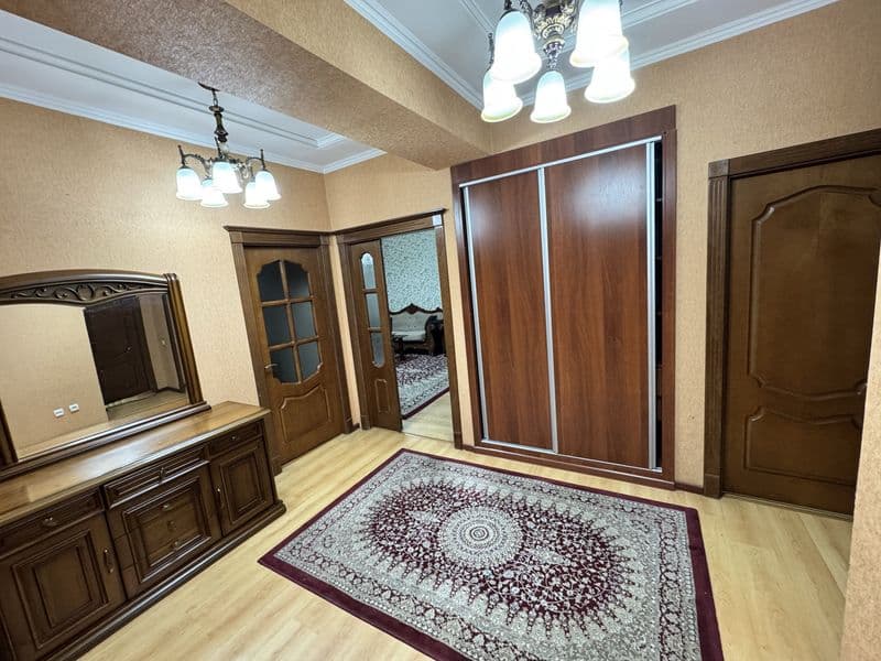 Sheriklikka akuratniy 2 ta bola olinadi kvartira Alisher Nav