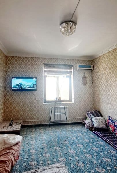 Аренда <br />
Новостройка <br />
1 комнатная <br />
2 этаж<b