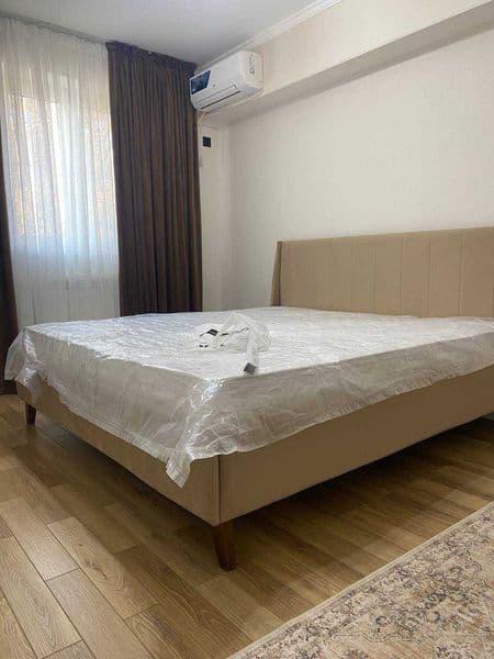 Район: Юнусабадский<br />
Ориентир: Ц 4<br />
Количество ком