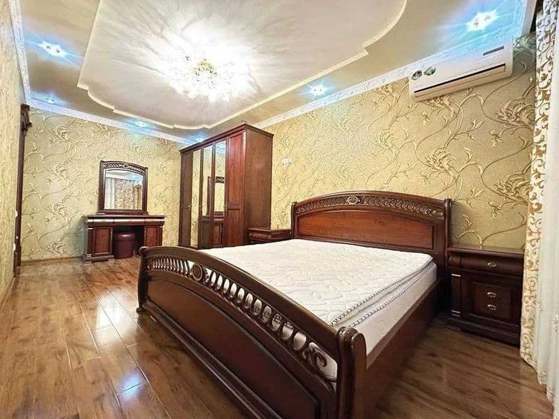 Район: Мирзо-Улугбекский<br />
Адрес: Дархан<br />
<br />
Ко — фото 3