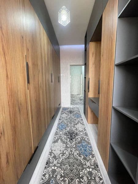 Яккасарайский район — Milliy Bog Metro Station<br />
<br />
 — фото 2