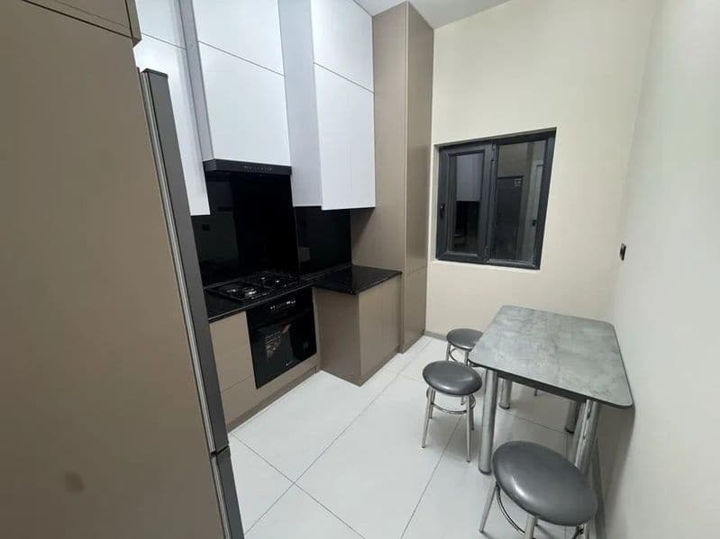 Сдаётся шикарная 2-комнатная квартира в Новостройка<br />
<b — фото 5