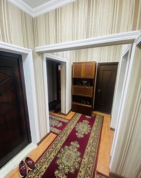 Шайхонтохур район<br />
Ориентир: Висол тўйхона<br />
Комнат