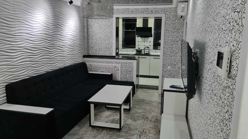 Квартира находится в Мирзо-Улугбекском районе, Новомосковска