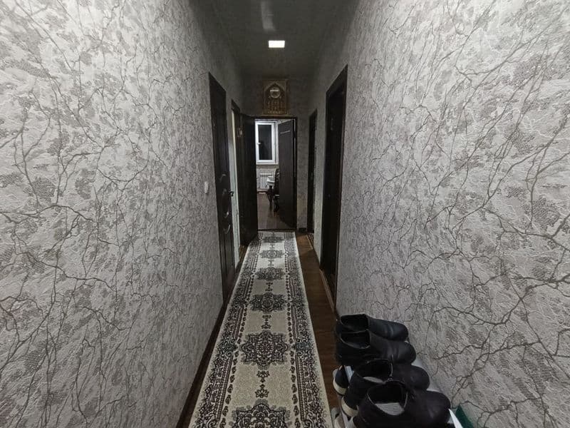 2 xona kvartira oilaga uzoq muddatga ijaraga beriladi. Gaz y