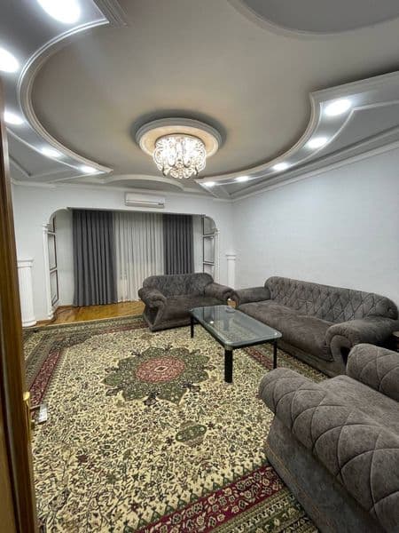 Сдаётся 4 комнатная квартира на метро Хамид Алимджан, Дархан