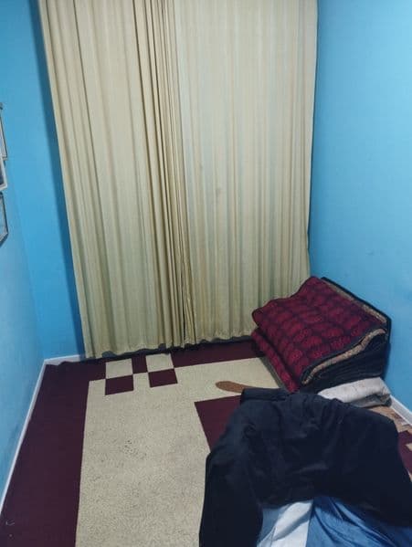 Чиланзар.алгоритм. около ресторана ,,Зархал,,.