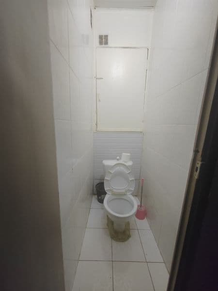 Двухкомнатная с кондиционером, стиральной машиной и мебелью. — фото 5