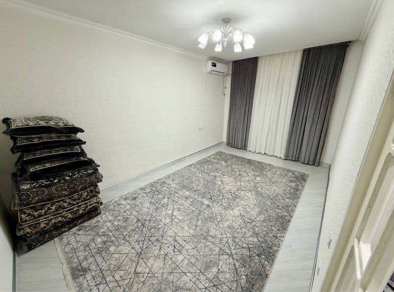 Корасув 1<br />
2/5/5<br />
63 м2<br />
500$<br />
957471945 — фото 2