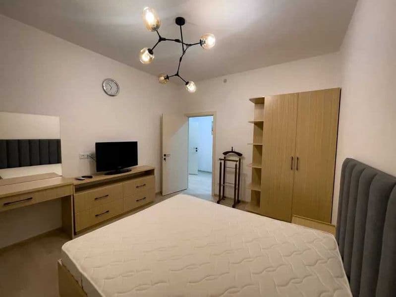 СДАЁТСЯ СРОЧНО<br />
<br />
Район: Мирзо-Улугбекский<br />
А