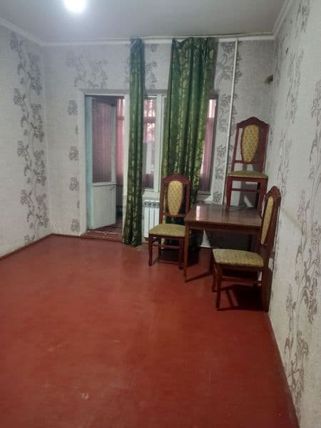 Задевая 1 комнатная квартира массив куйлук 6 2 этаж  5 этажа