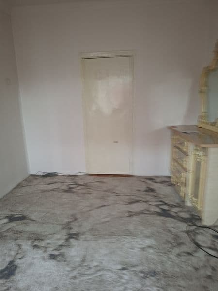 Квартира бор без маклер <br />
Йахшилаб укиб кейин тел килин