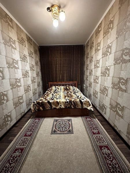 Беруний метро ва Миллий университет яқинида квартира<br />
S