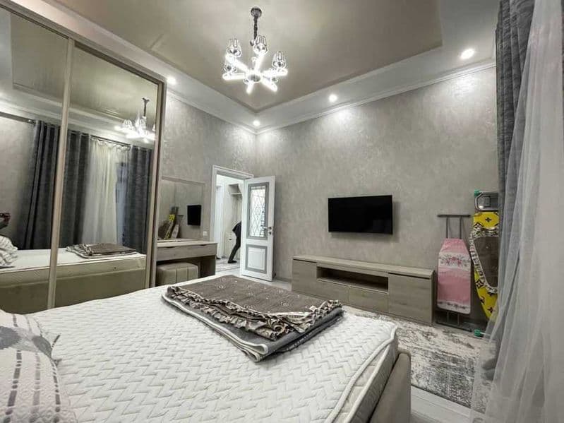 Район: Мирзо-улугбекский<br />
Адрес: Ялангач<br />
<br />
К