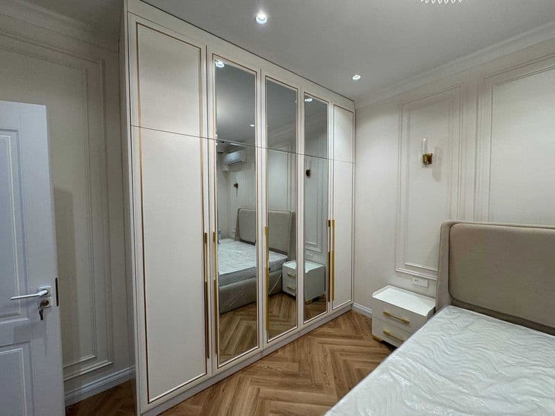 78 м², 4 этаж, кирпичный дом.<br />
По кадастру 2-комнатная, — фото 5