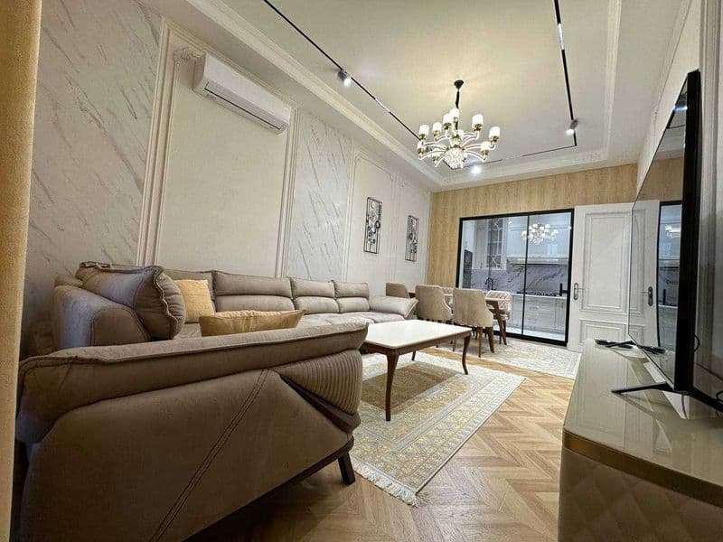 НОВОСТРОЙКА 4/4/10<br />
ДОМ ВДОЛЬ ДОРОГИ <br />
<br />
ДАРХ