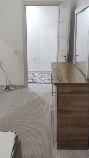 Сдаётся чистая уютная квартира <br />
3 комнатная Новостройк — фото 3