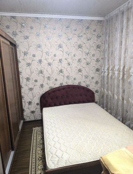 - Мирзо Улугбек<br />
-Qorasuv 1 Ресторан Дунйо - кол. Комна