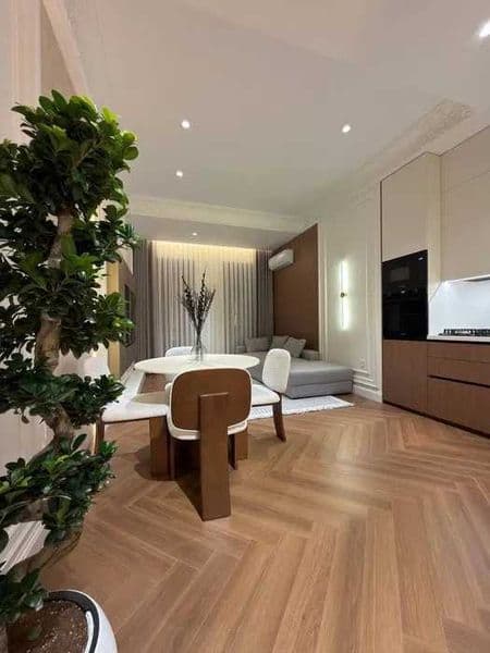 Район: Мирабадский<br />
Ориентир: Мирабад авенью<br />
<br 