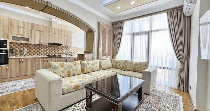 Arenda Дархан NAVOSTIROYKA <br />
MINOR метро<br />
6-etaj<b