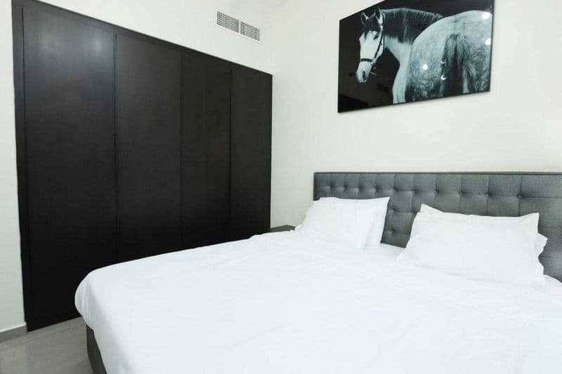 2 комнатную квартиру на 2 этаже,<br />
В квартире есть все н