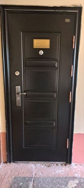 Все условии имеется для проживании. Хороший местоположении. 