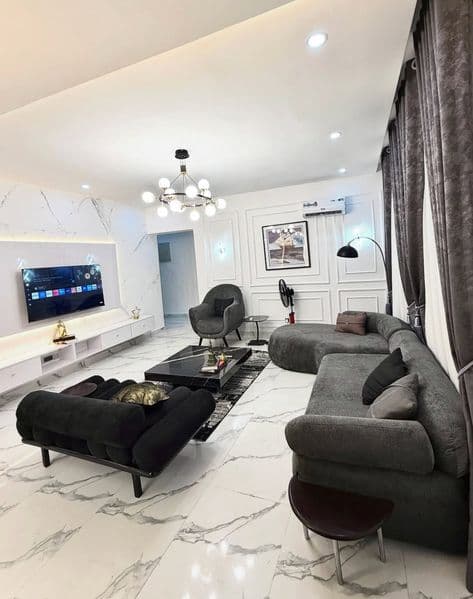 Сдаëтся шикарная квартира на Ойбек метро