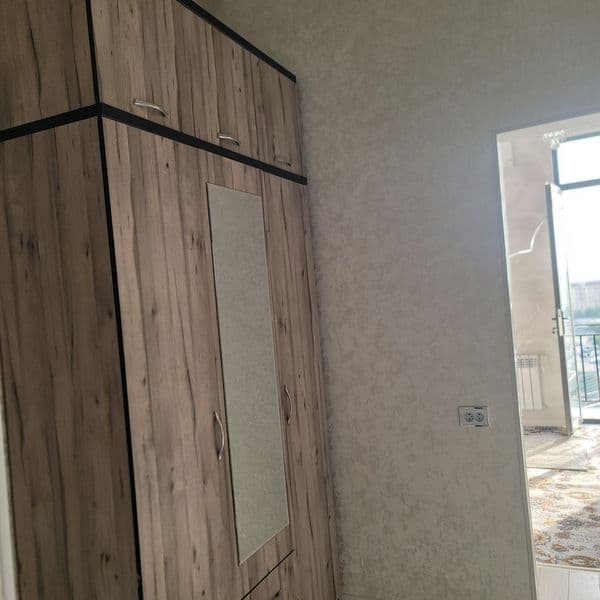 PDP Университети олдида новостройка 1 хонали квартира аренда — фото 4