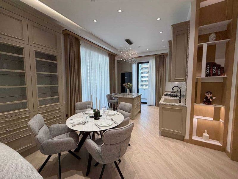 Элитный апартамент ЖК<br />
Район: Шайхантахурский<br />
Кол