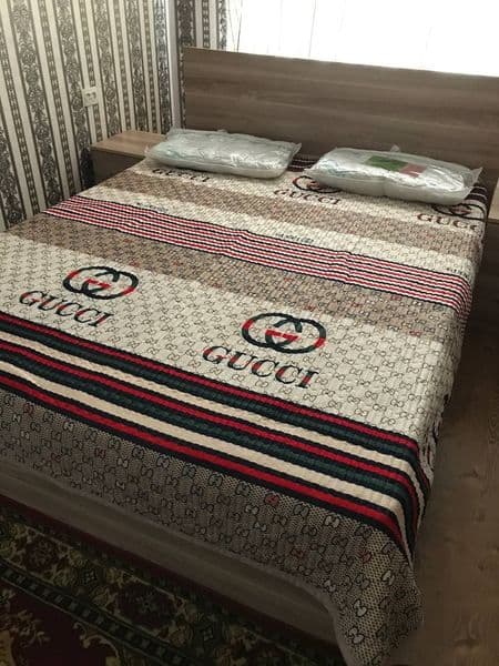 Chilonzor metrosi yaqinida 2 xonali shinam va yorug‘ kvartir